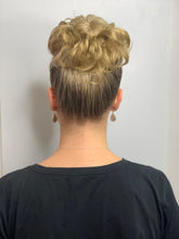 Load image into Gallery viewer, Curly Scrunchie