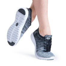 Load image into Gallery viewer, Omnia Sneaker