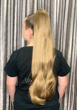 Load image into Gallery viewer, Ariana Wig