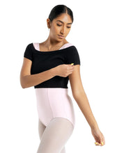 Load image into Gallery viewer, Knit Cropped Sweater